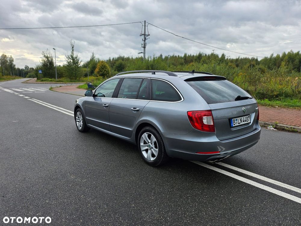 Skoda Superb 2.0 TDI DSG Ambition - 15