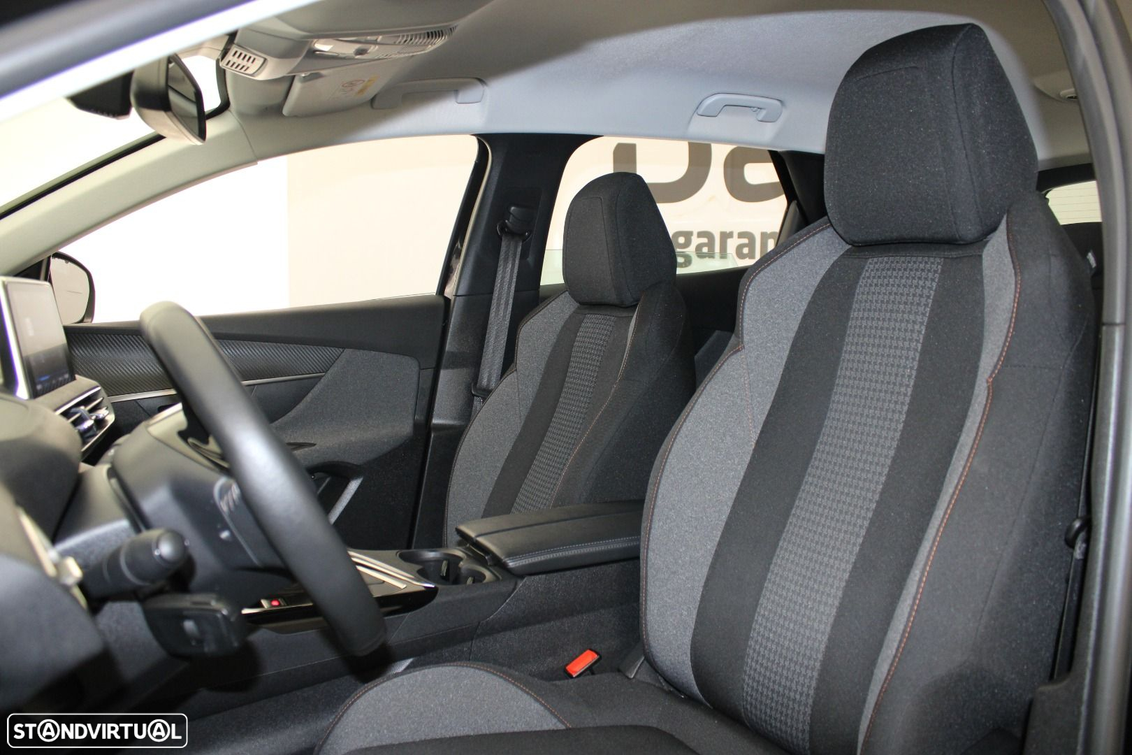 Peugeot 3008 1.5 BlueHDi Active - 24