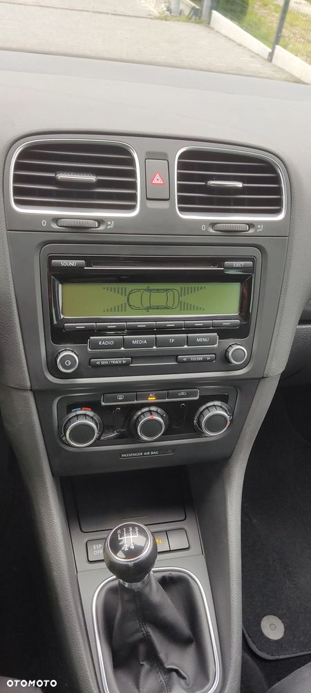 Volkswagen Golf 1.6 Comfortline - 14