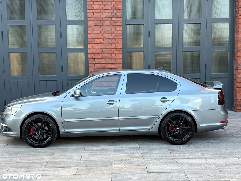 Skoda Octavia 2.0 TDI CR DPF DSG RS - 6