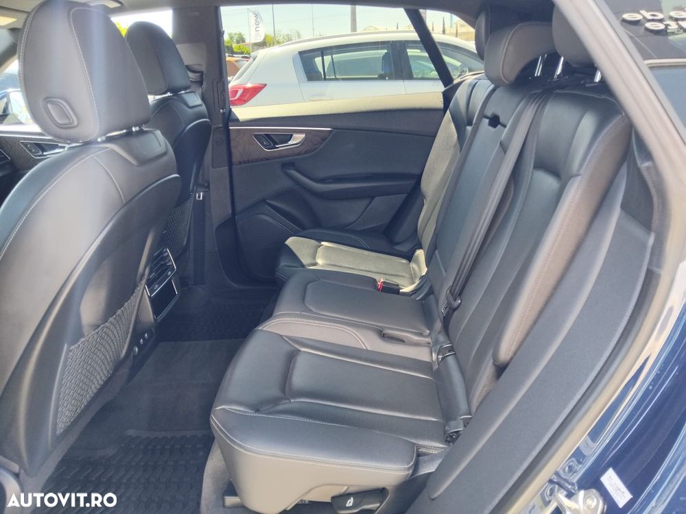 Audi Q8 - 11