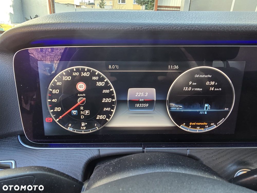 Mercedes-Benz Klasa E 220 d 9G-TRONIC - 16