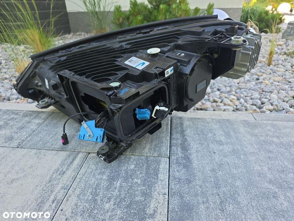 MERCEDES EQE 294 SUV Lampa prawa przód Full Led Digital Light A2949062601 - 10