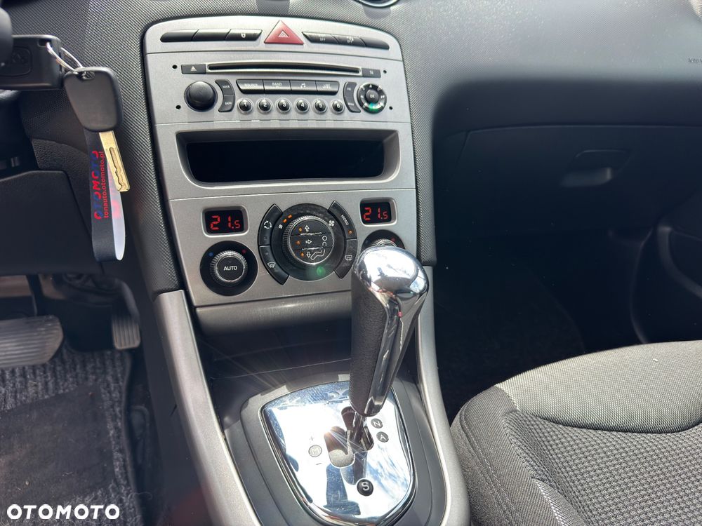 Peugeot 308 - 30