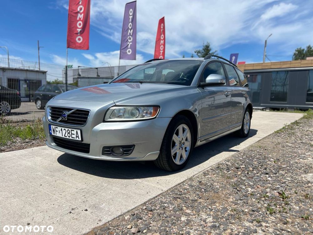 Volvo V50 - 1