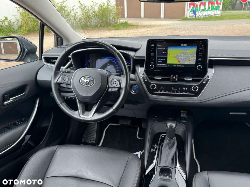 Toyota Corolla 1.8 Hybrid Executive - 8
