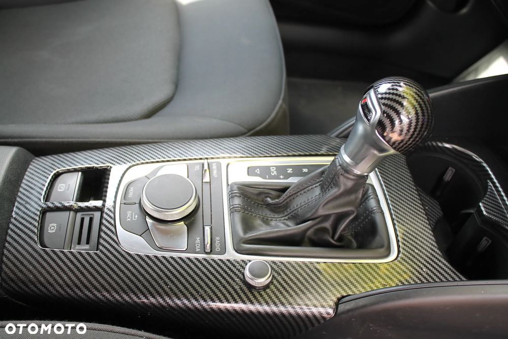 Audi A3 Limousine 30 TFSI S tronic - 22
