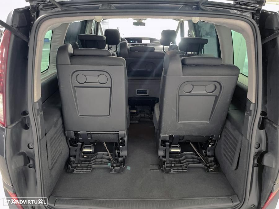 Renault Grand Espace 2.0 dCi FAmily 7L - 26