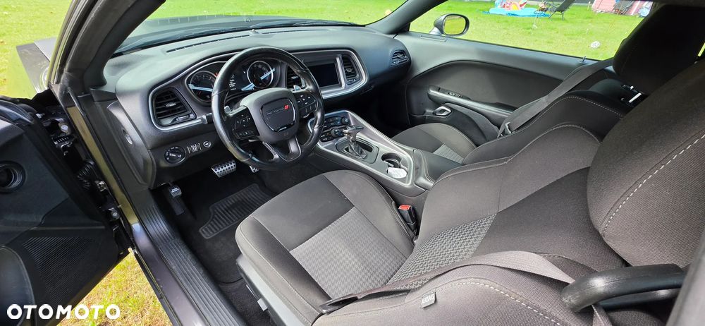 Dodge Challenger 5.7 R/T - 5