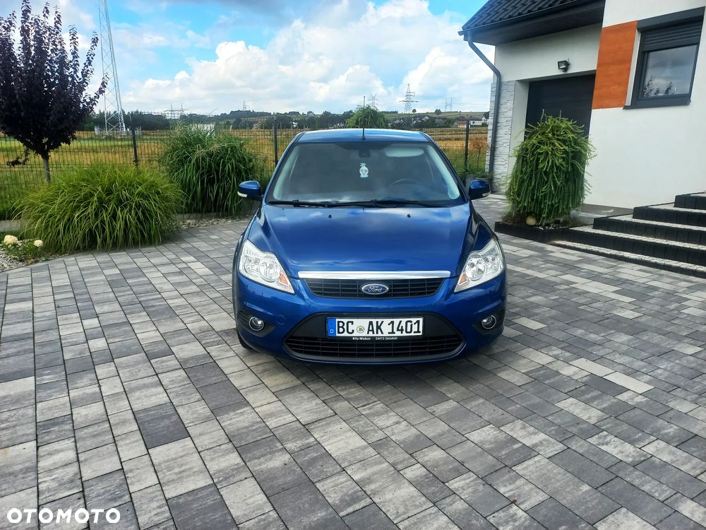 Ford Focus 1.6 16V Ambiente - 2