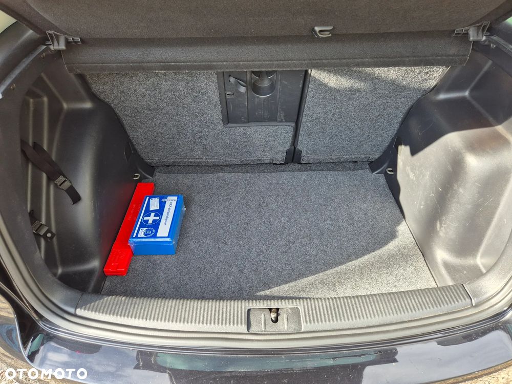 Volkswagen Golf Plus 1.2 TSI BlueMot Comfortline - 14