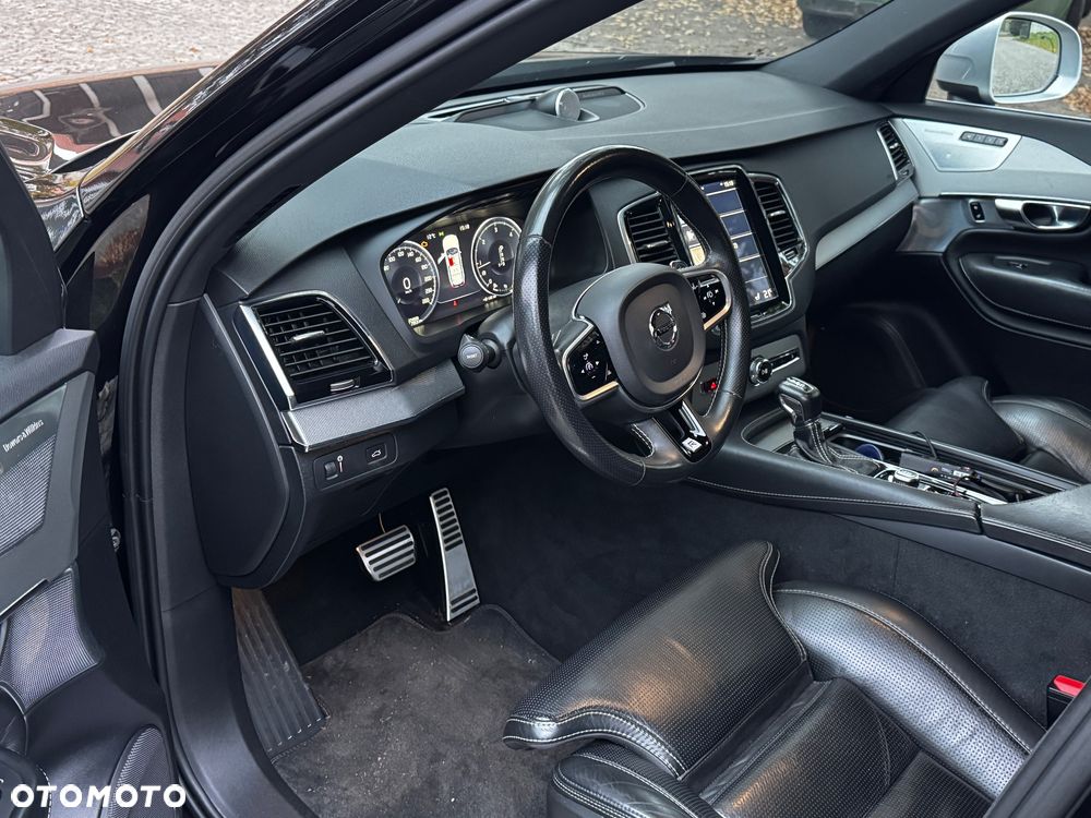 Volvo XC 90 - 7