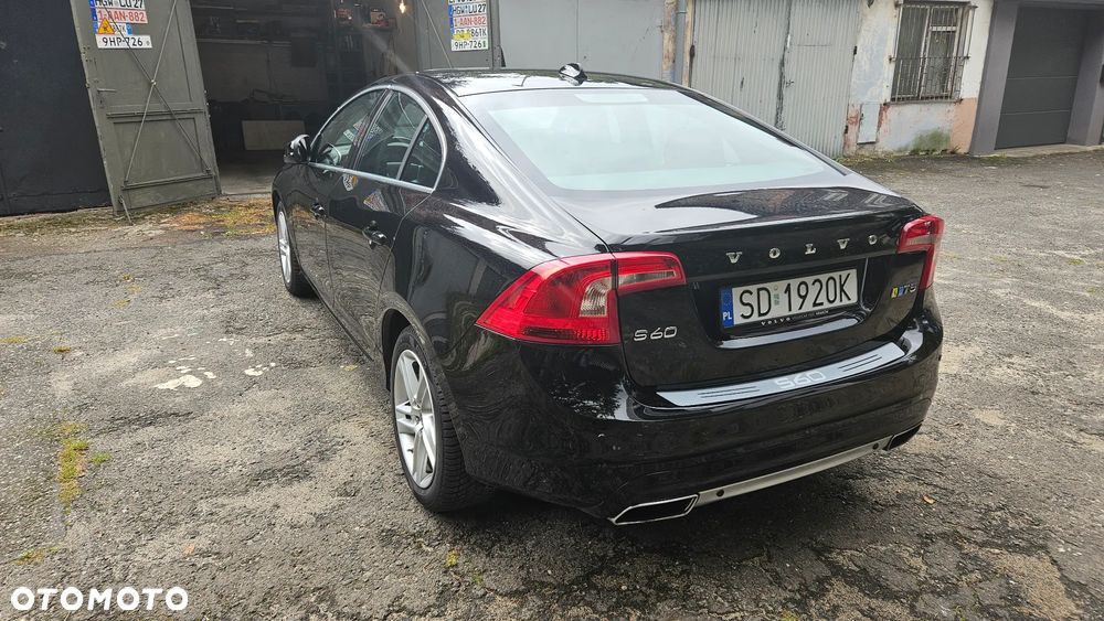 Volvo S60 T5 Geartronic Kinetic - 5