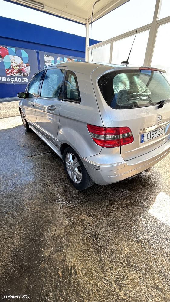 Mercedes-Benz B 150 - 2