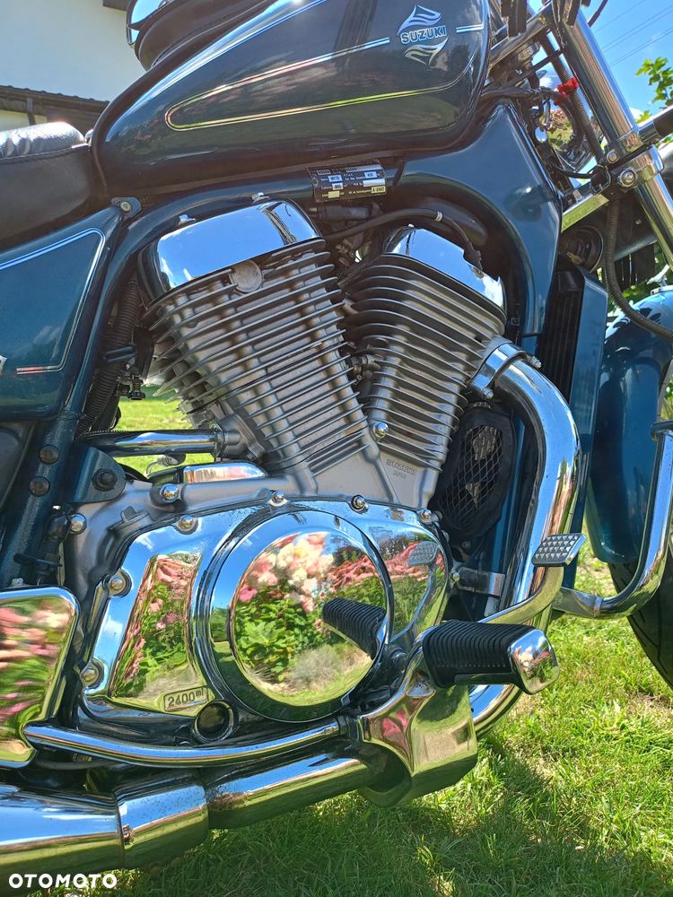 Suzuki Intruder - 7