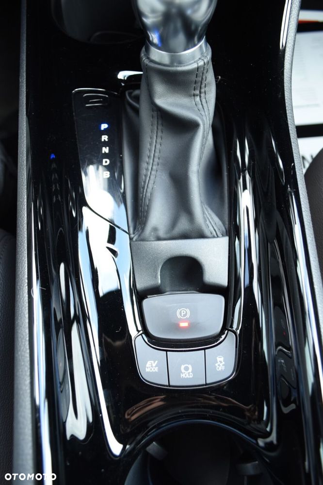 Toyota C-HR 1.8 Hybrid GPF Executive - 19