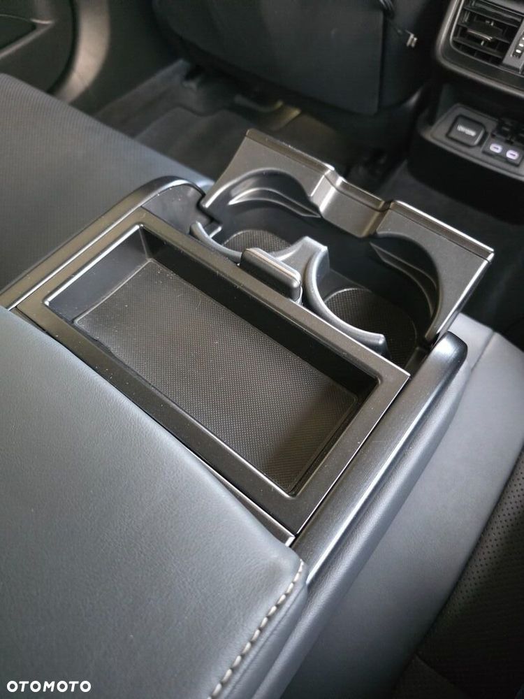Lexus ES 300h Business Edition - 27
