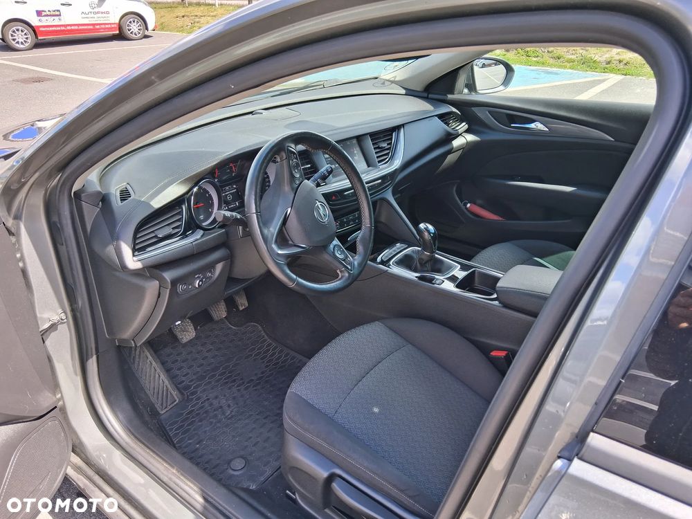 Opel Insignia 1.5 Direct InjectionTurbo Business Edition - 28