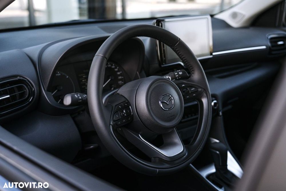 Mazda 2 - 13
