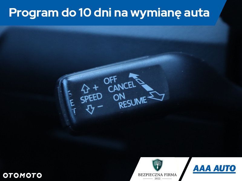 Volkswagen Passat CC - 20