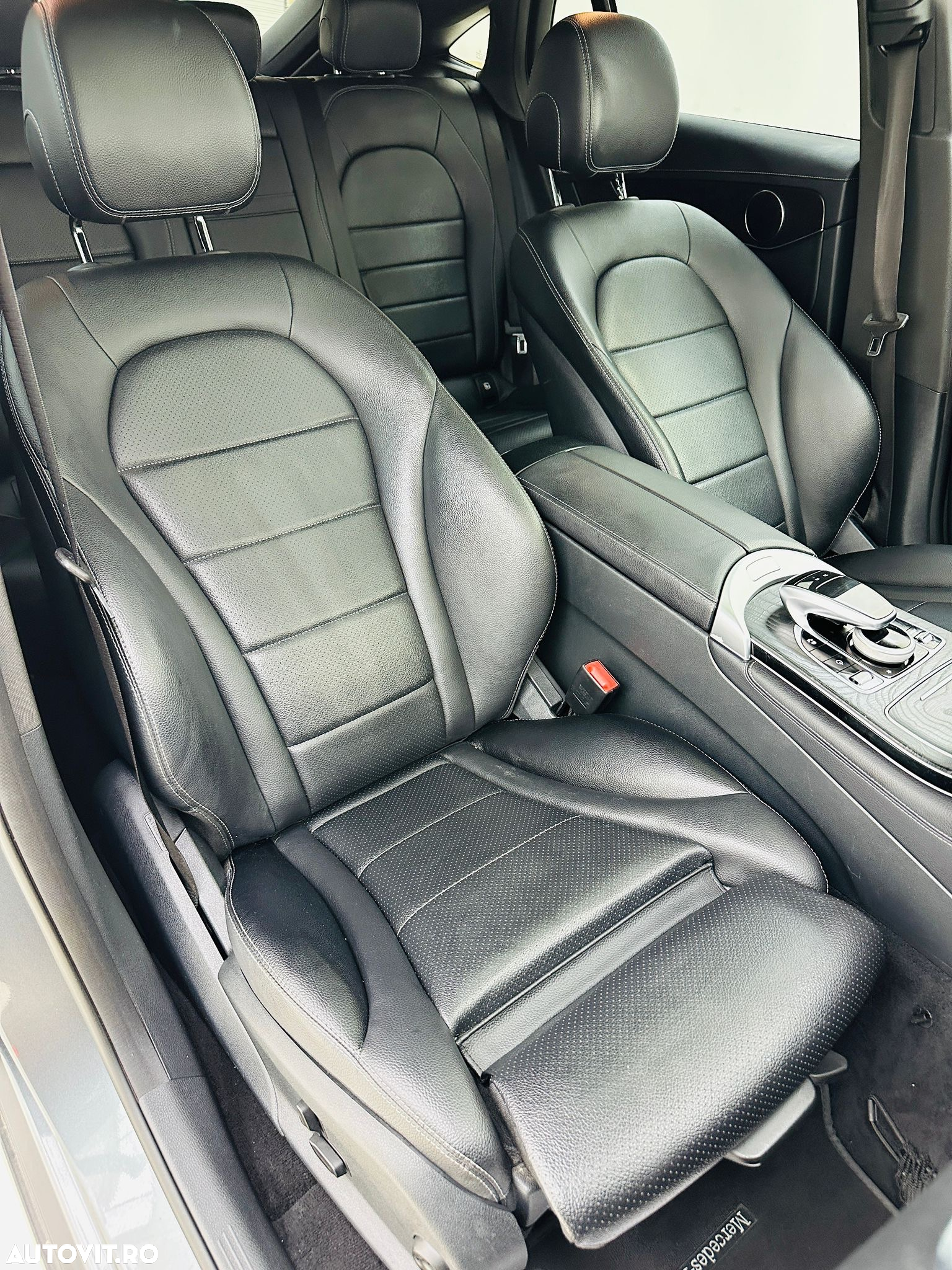 Mercedes-Benz GLC - 28