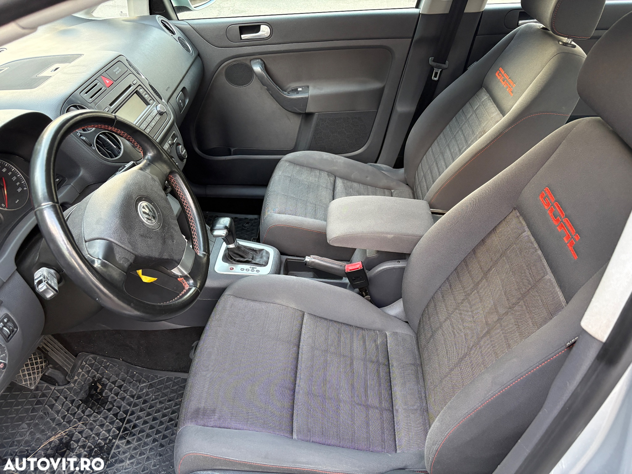Volkswagen Golf Plus 1.6 FSI Automatik Goal - 12
