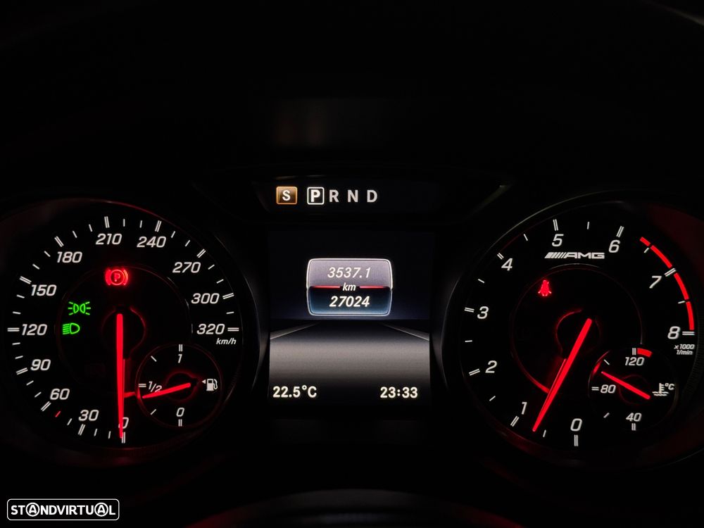 Mercedes-Benz A 45 AMG 4Matic Speedshift 7G-DCT - 17
