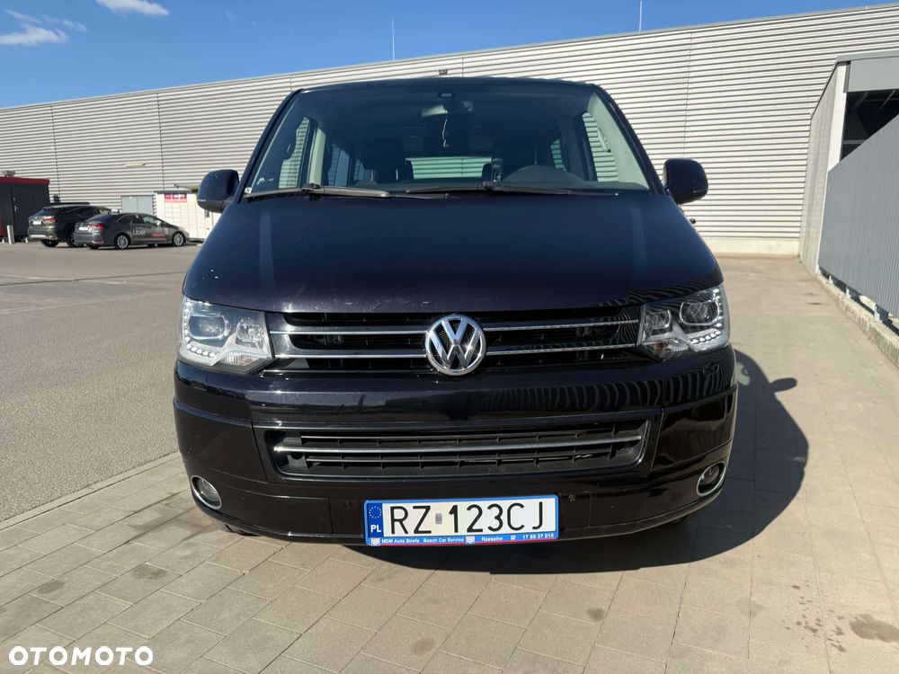 Volkswagen Multivan - 9