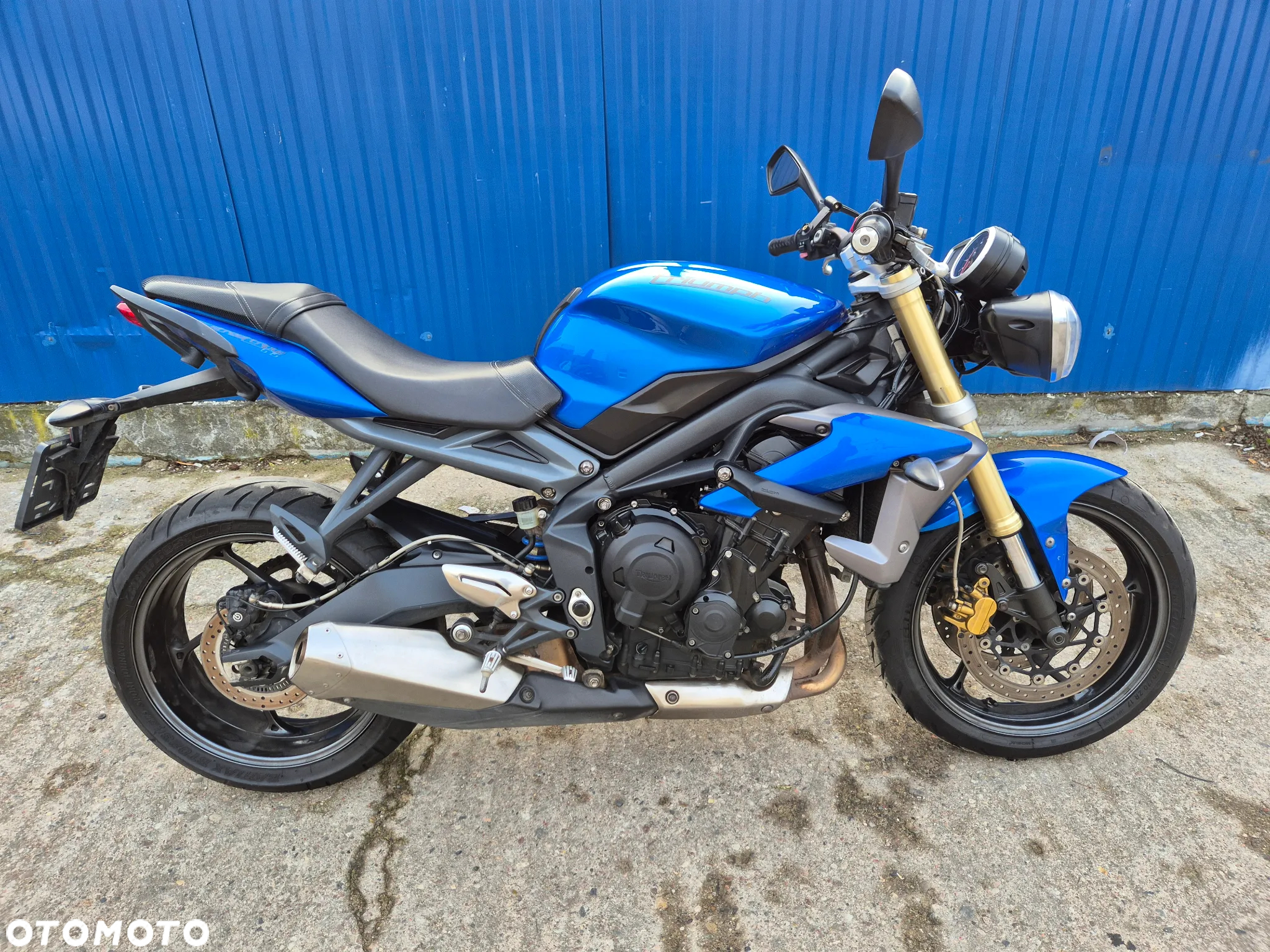 Triumph Street Triple - 8