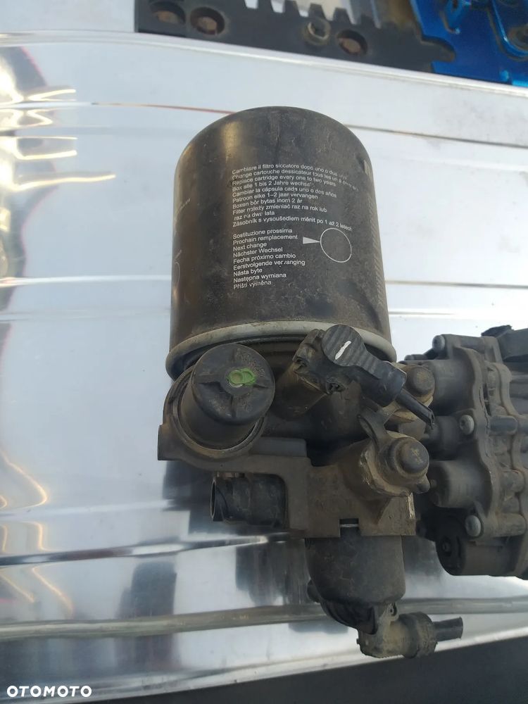 Osuszacz Powietrza Zawór Iveco Stralis K043830 - 1