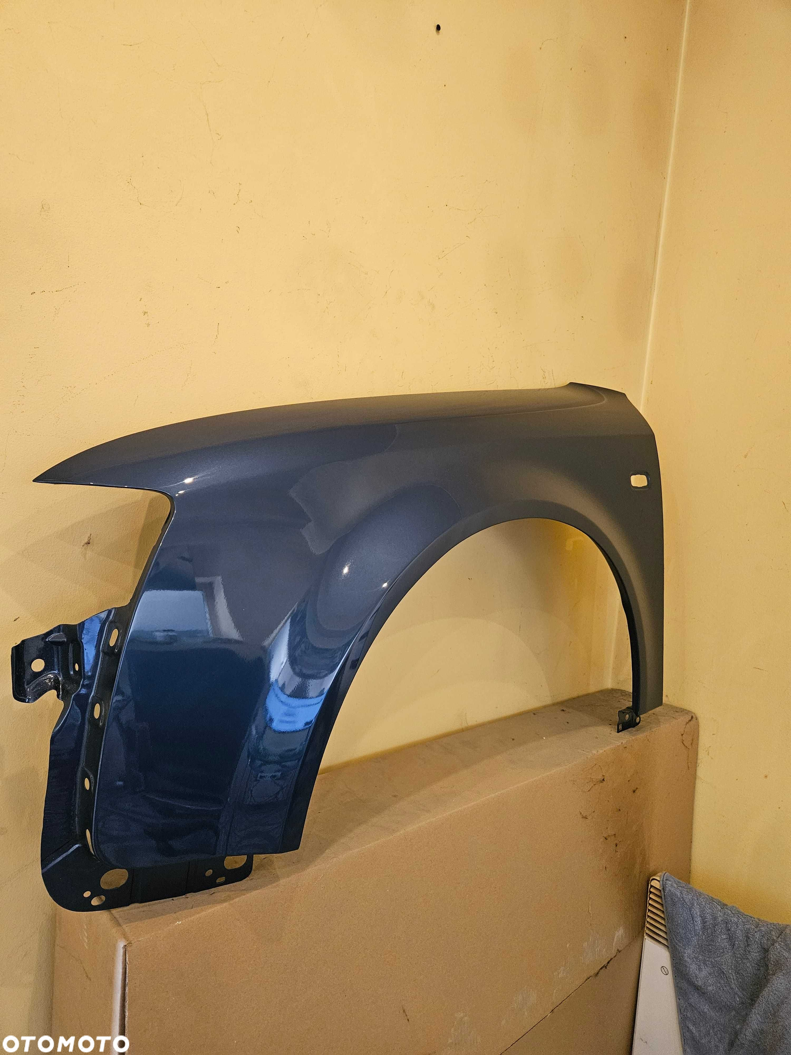 Audi A4 B6 00-04 BŁOTNIK lewy LZ5W ocynk - 2