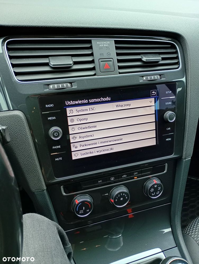 Volkswagen Golf 1.0 TSI Trendline - 23