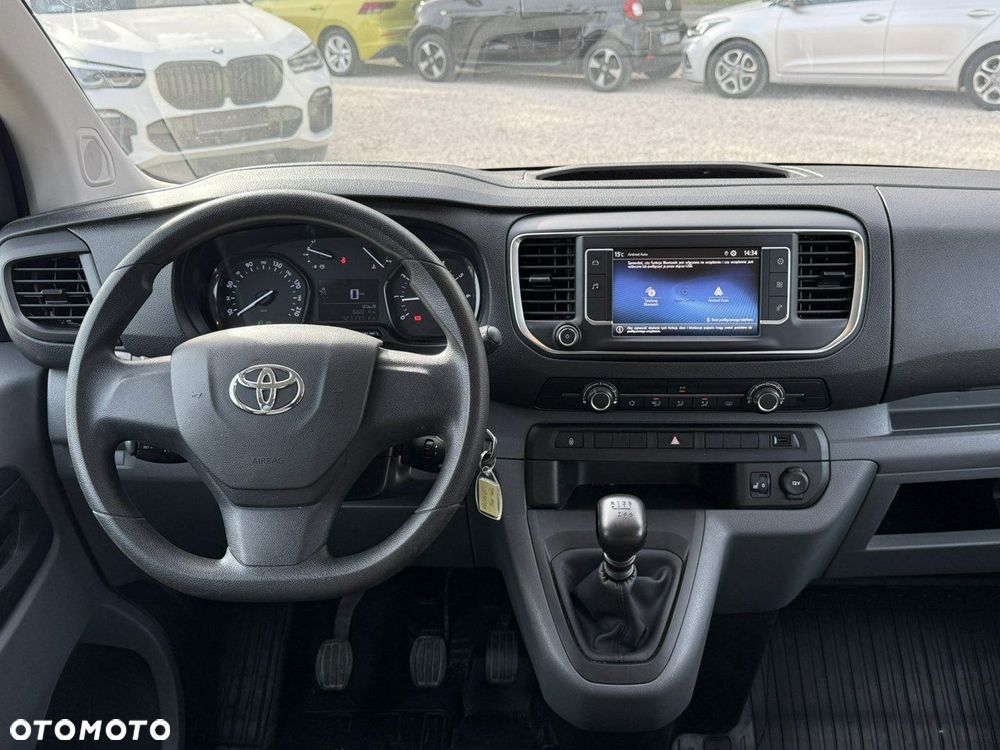 Toyota Proace Verso - 23