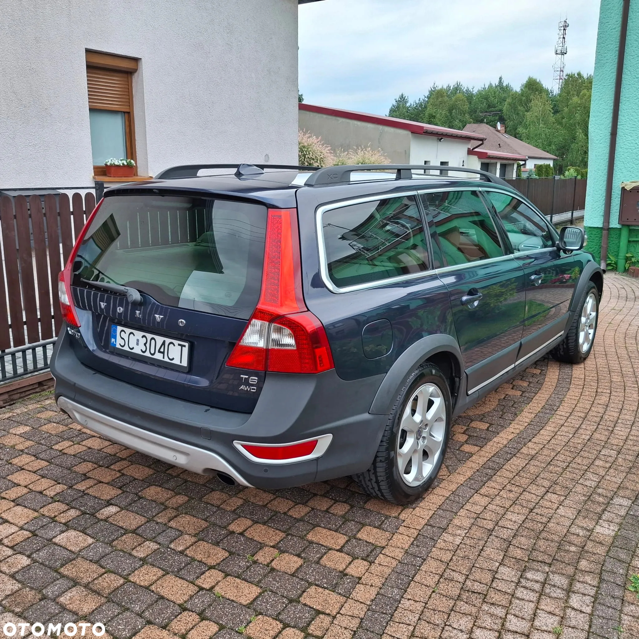 Volvo XC 70 T6 AWD Momentum - 6