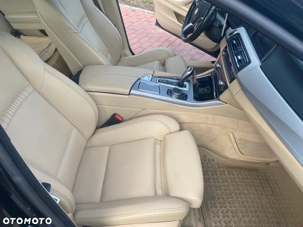 BMW Seria 5 520d M Sport sport - 5