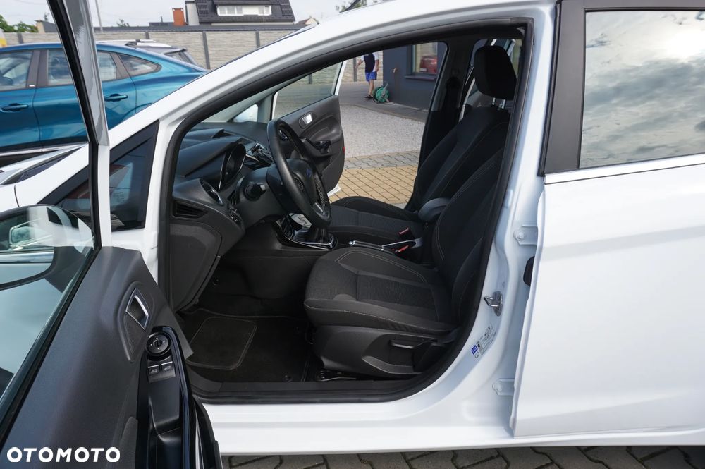 Ford Fiesta 1.25 Titanium EU5 - 20