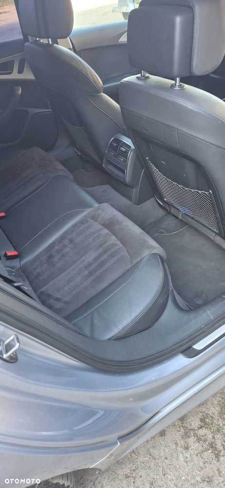Audi A6 Avant 2.0 TDI Ultra S tronic - 14