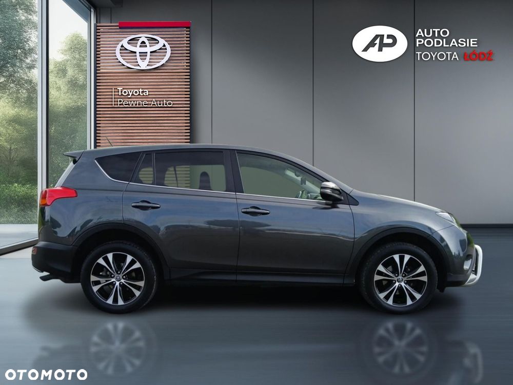 Toyota RAV4 - 10