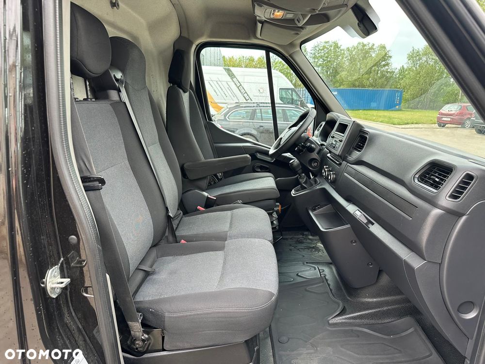 Renault Master - 15