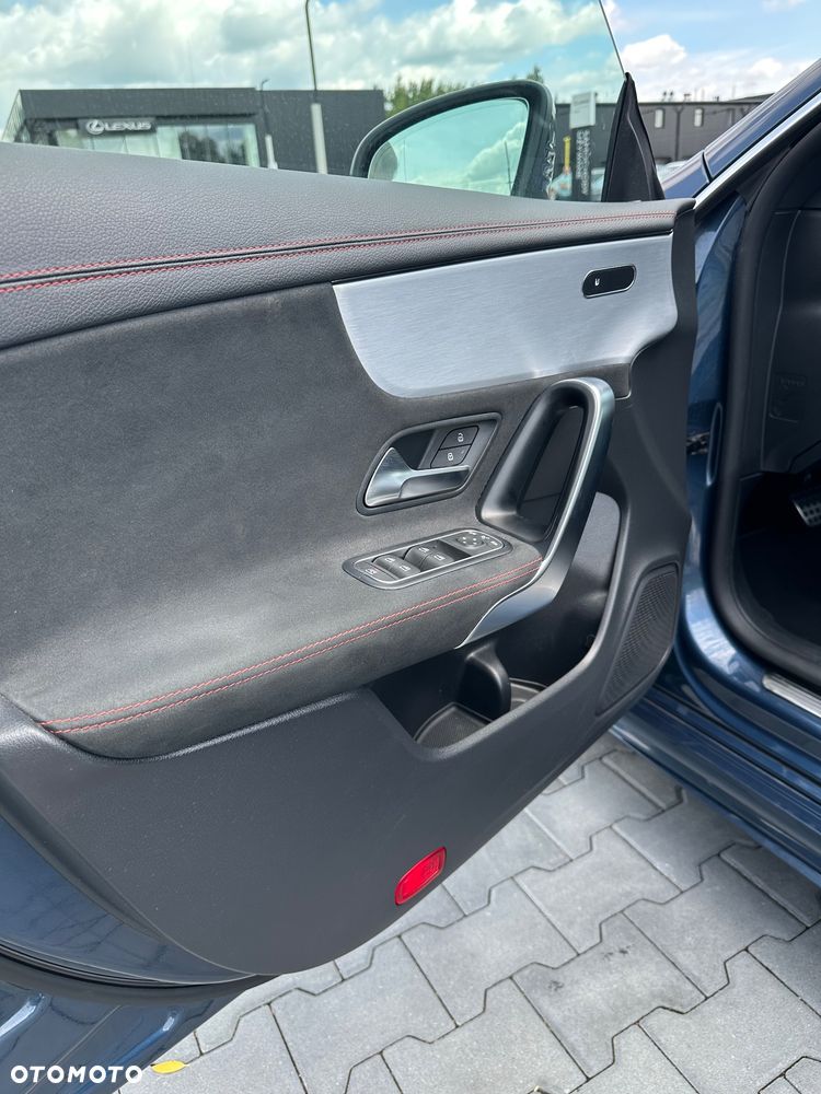 Mercedes-Benz CLA 200 d 8G-DCT Edition 2022 - 17