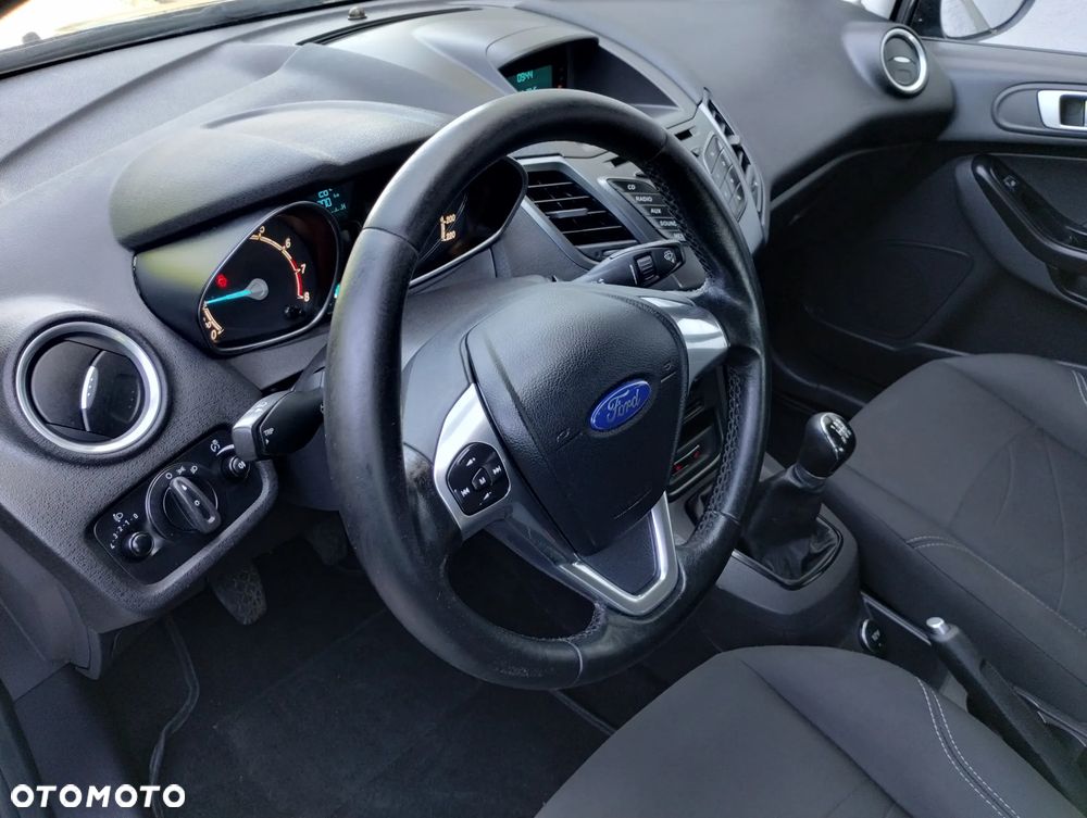 Ford Fiesta 1.25 Champions Edition - 8