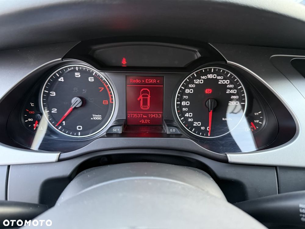 Audi A4 Avant 2.0 TFSI Attraction - 27