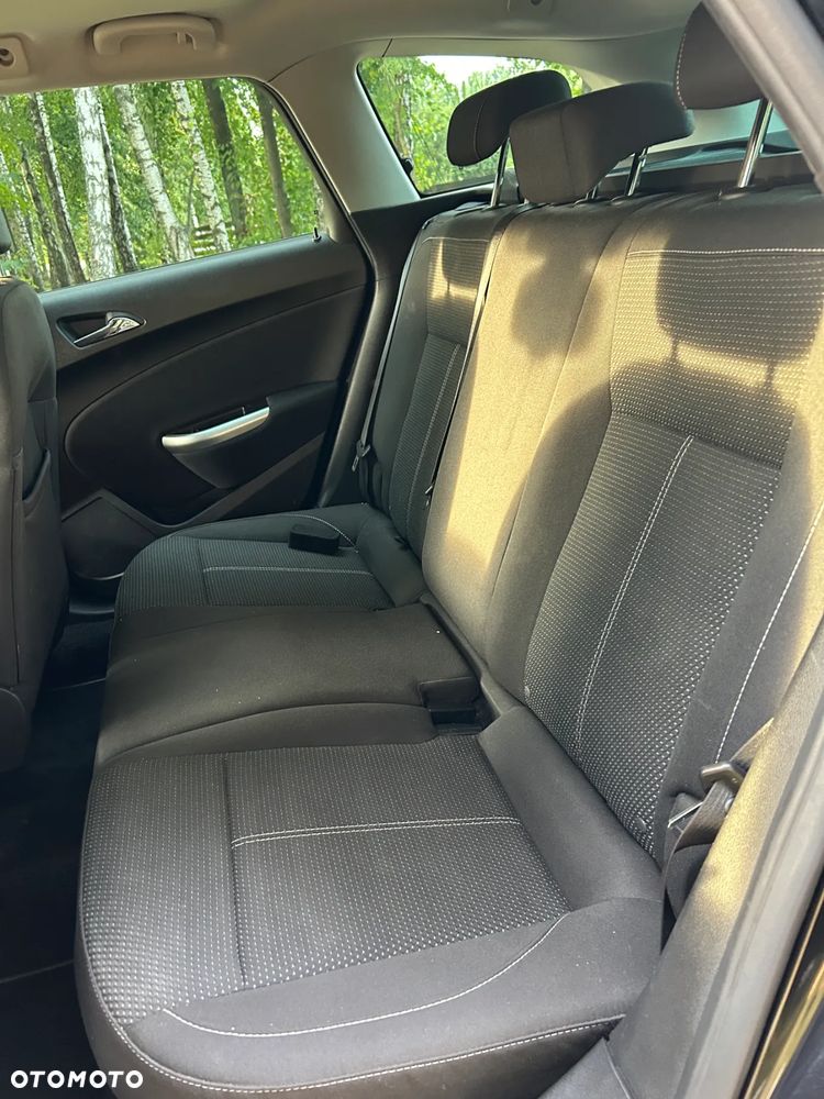 Opel Astra 1.4 Turbo - 12