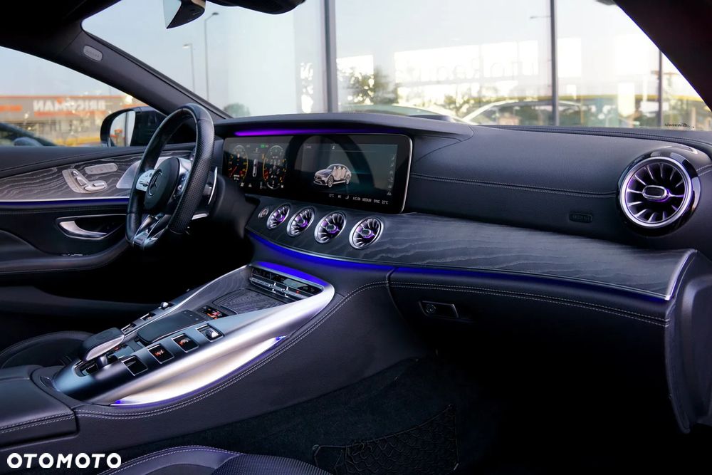 Mercedes-Benz AMG GT 43 4Matic+ Speedshift TCT 9G - 19