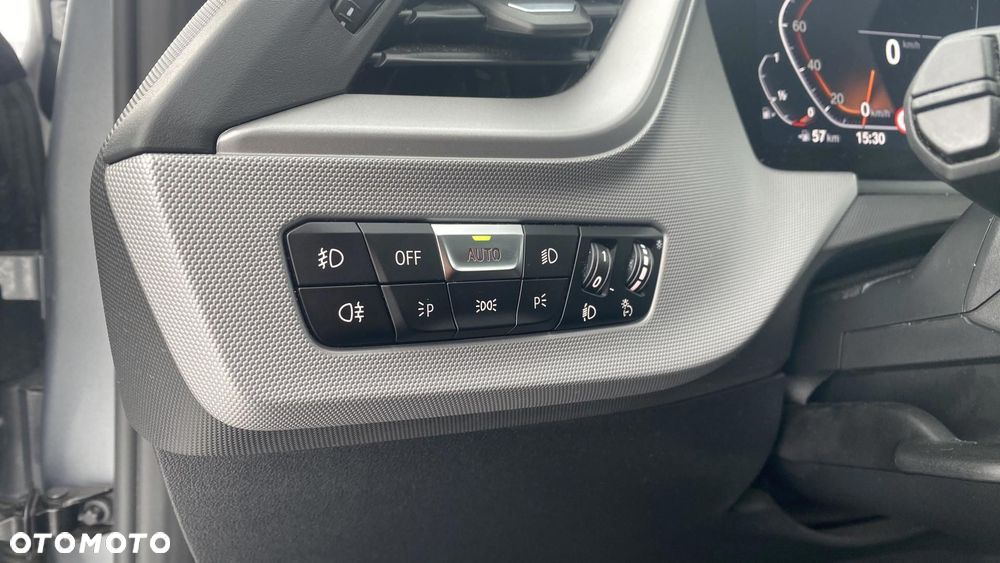 BMW Seria 1 118i Advantage - 23
