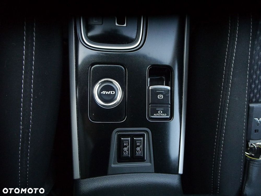 Mitsubishi Outlander 2.2 DI-D 4WD Automatik Diamant Edition+ - 28