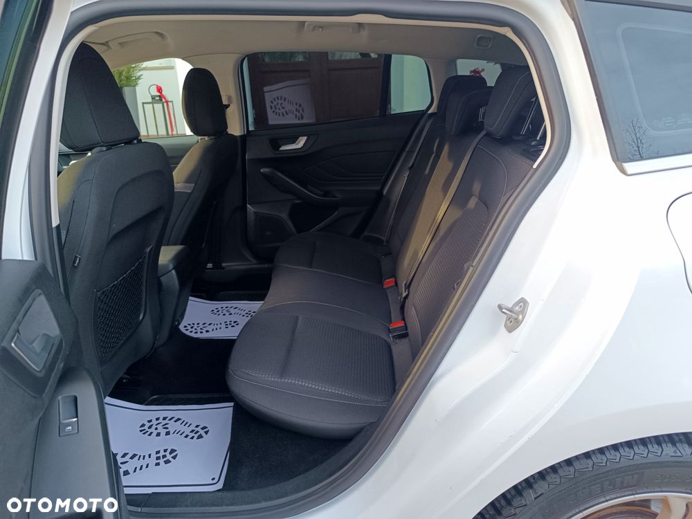 Ford Focus 1.5 EcoBlue Start-Stopp-System ACTIVE STYLE - 32