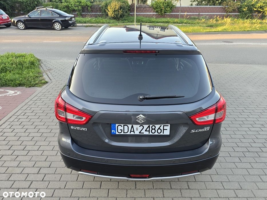 Suzuki SX4 S-Cross 1.4 T Premium - 16