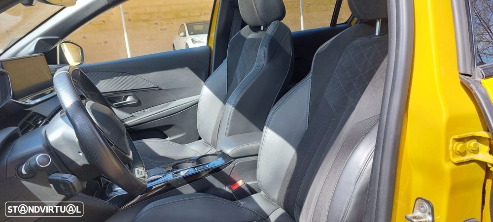 Peugeot e-208 50 kWh GT Line - 9