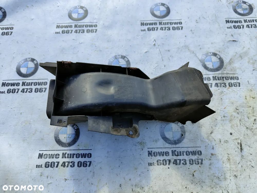 BMW E46 Wlot powietrza na tarczę L 8268375 - 2